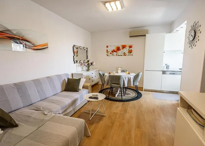 Apartment Flora Split